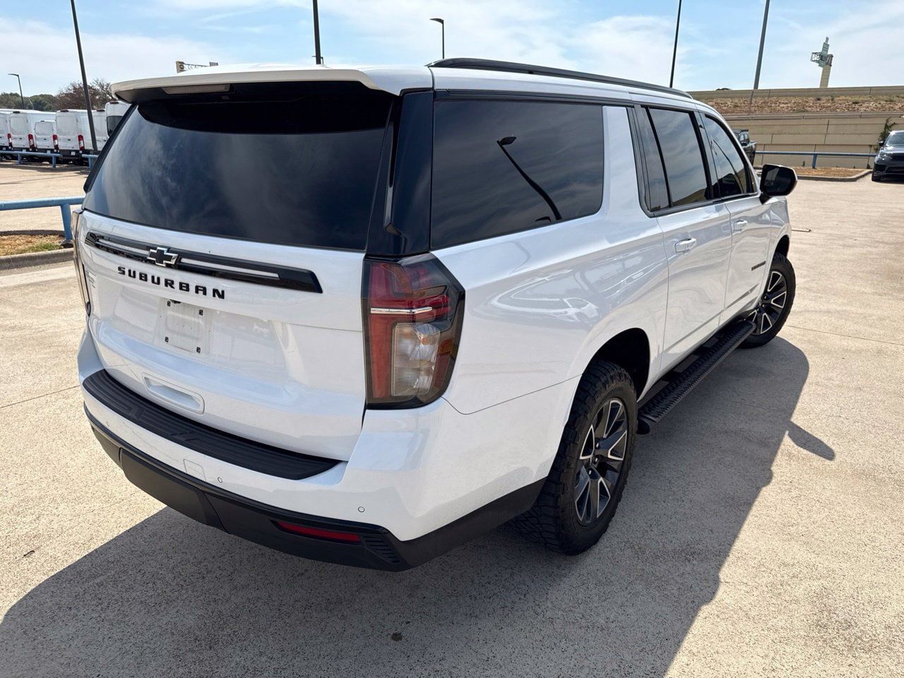 Used 2023 Chevrolet Suburban Z71 AWD/4WD image 11