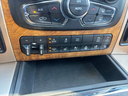 Used 2015 RAM 1500 Laramie Longhorn w/ Convenience Group AWD/4WD image 41