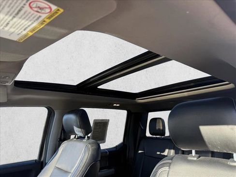 Used 2019 Ford F350 Lariat w/ Lariat Ultimate Package image 14