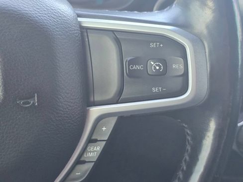 Used 2020 RAM 1500 Big Horn RWD image 34