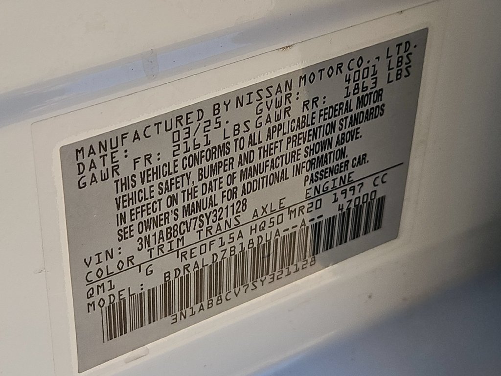 Used 2025 Nissan Sentra SV FWD image 36