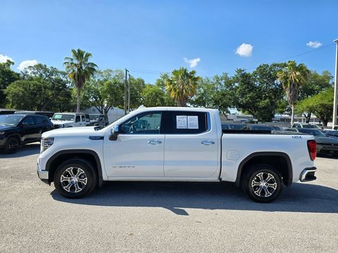 Used 2025 GMC Sierra 1500 SLT AWD/4WD image 4