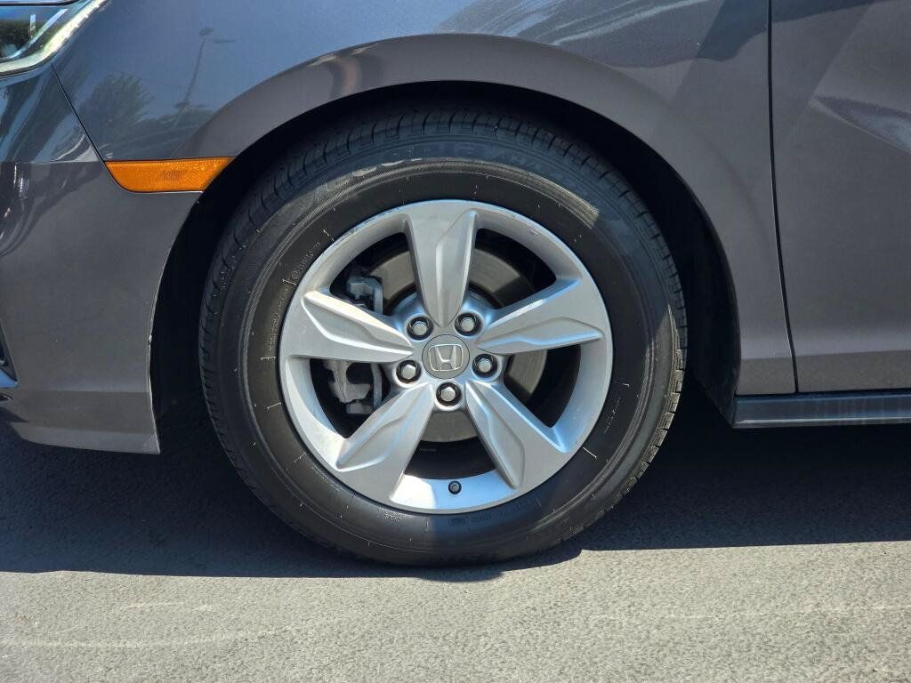 Used 2020 Honda Odyssey EX image 16