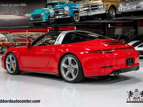 Used 2015 Porsche 911 Targa 4S image 6