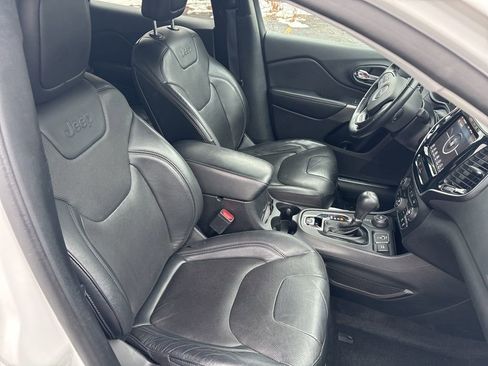 Certified 2020 Jeep Cherokee Limited image 15