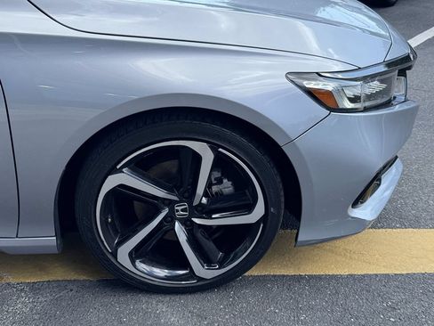 Used 2021 Honda Accord Sport image 9