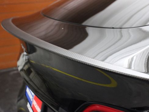 Used 2024 Tesla Model Y Performance image 4