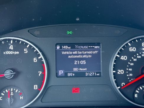 Used 2023 Kia Seltos S w/ Navigation Package FWD image 21
