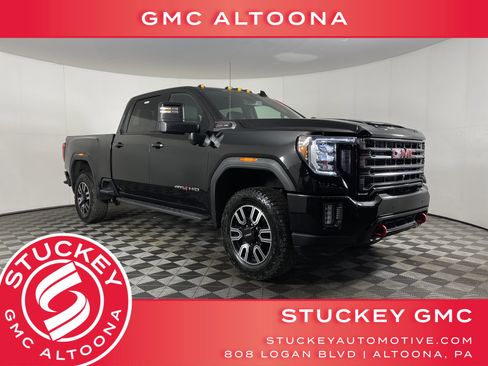 Used 2022 GMC Sierra 2500 AT4 w/ AT4 Preferred Package image 1