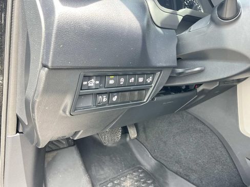 Used 2024 Toyota Tundra SR5 w/ SR5 Premium Package AWD/4WD image 35