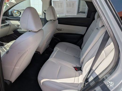 Used 2025 Hyundai Tucson SEL FWD image 14