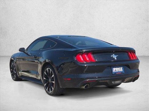 Used 2017 Ford Mustang Coupe RWD image 8