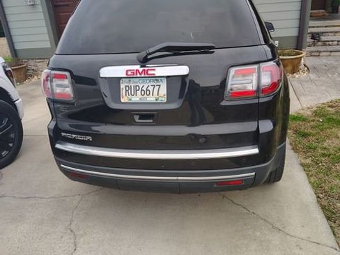 Used 2013 GMC Acadia SLT image 26