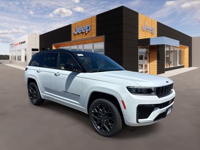 New 2026 Jeep Grand Cherokee Summit w/ Obsidian Package