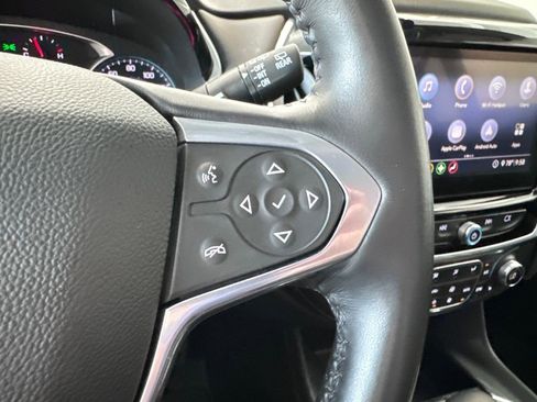 Certified 2021 Chevrolet Traverse LT image 14