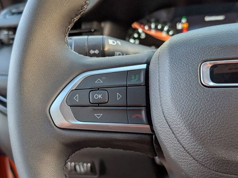 New 2026 Jeep Compass Latitude image 22