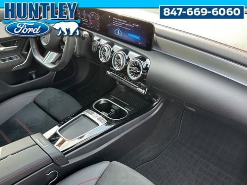 Used 2025 Mercedes-Benz CLA 250 CLA 250 image 9