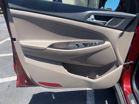Used 2020 Hyundai Tucson Limited FWD image 5