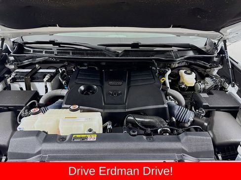 Used 2024 Toyota Tundra SR5 w/ SR5 Premium Package RWD image 29