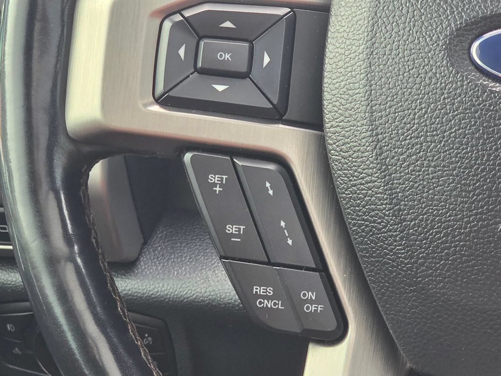 Used 2022 Ford F350 Platinum AWD/4WD image 21