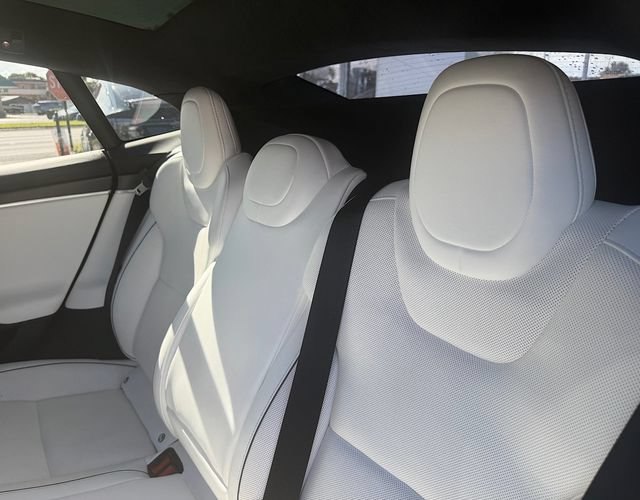 Used 2022 Tesla Model S Plaid AWD/4WD image 13