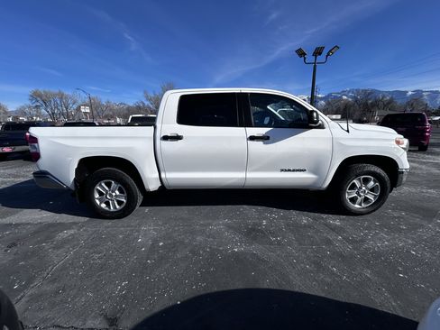 Used 2017 Toyota Tundra SR5 image 4