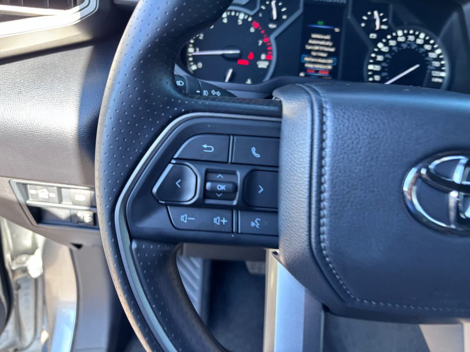 Certified 2025 Toyota Tundra SR5 AWD/4WD image 22