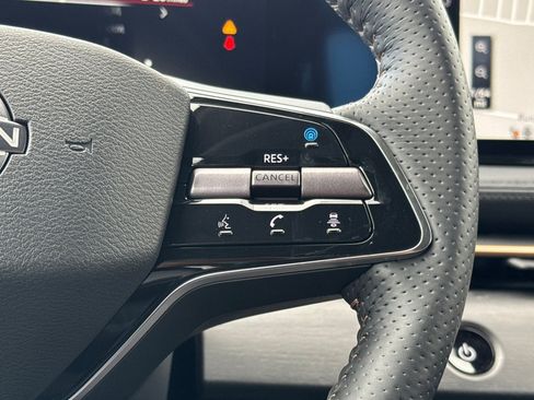 Certified 2023 Nissan Ariya AWD image 29