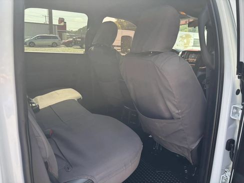 Used 2022 RAM 2500 Tradesman RWD image 17