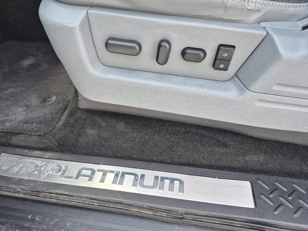 Used 2011 Ford F150 Platinum AWD/4WD image 19