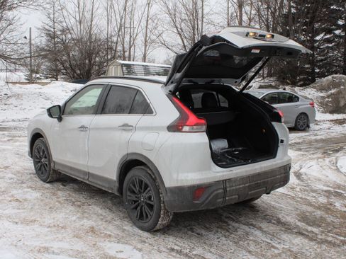 New 2026 Mitsubishi Eclipse Cross Black Edition image 7