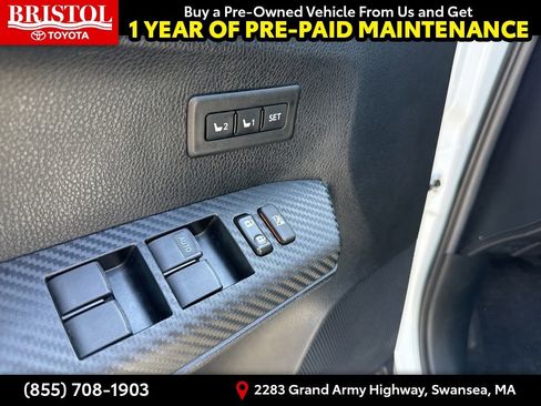 Used 2015 Toyota RAV4 Limited AWD/4WD image 20
