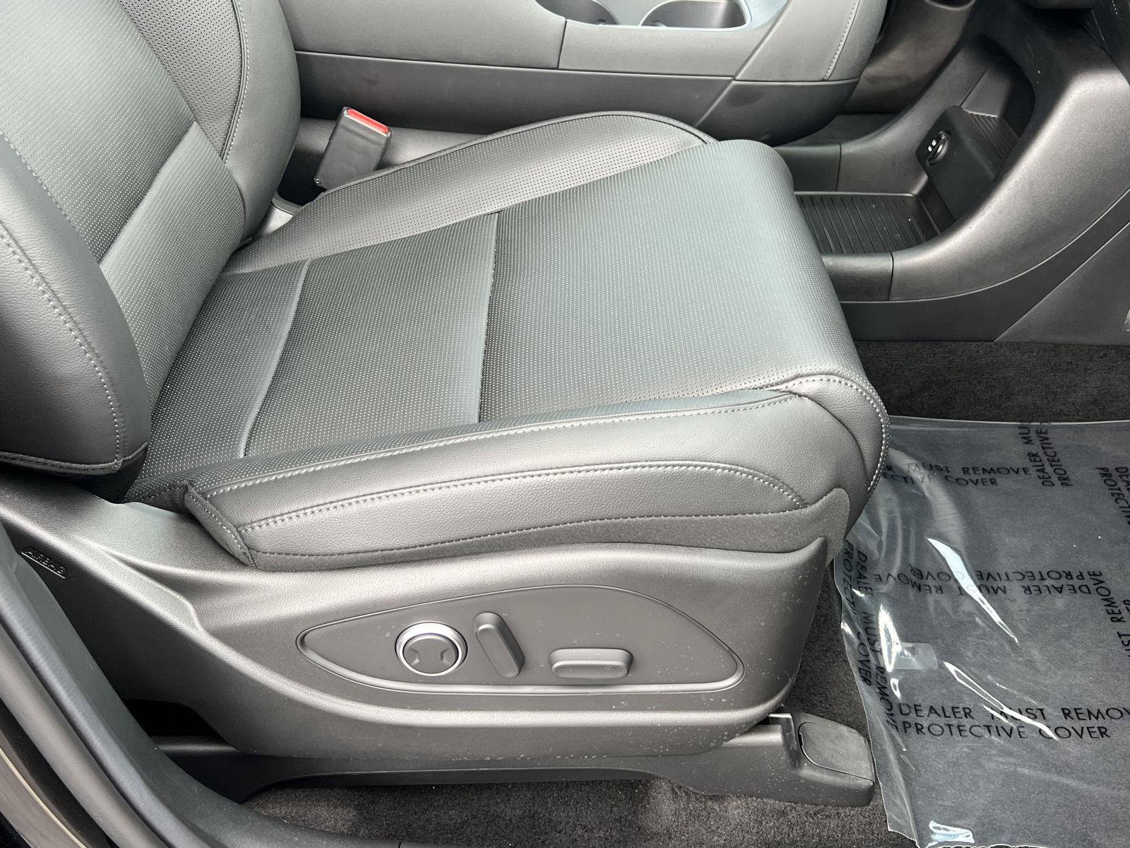 Certified 2026 Hyundai Palisade Limited AWD/4WD image 25
