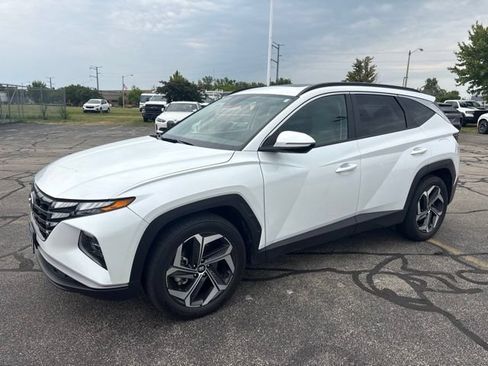 Used 2022 Hyundai Tucson SEL w/ Convenience Package FWD image 3