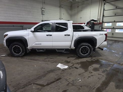 New 2026 Toyota Tacoma TRD Off-Road image 4