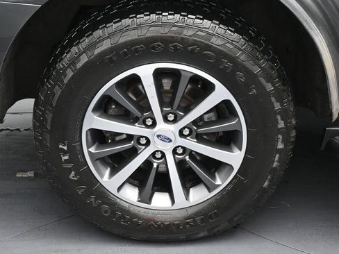Used 2021 Ford Expedition XL AWD/4WD image 32