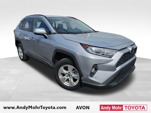 Used 2021 Toyota RAV4 XLE w/ Convenience Package AWD/4WD image 1