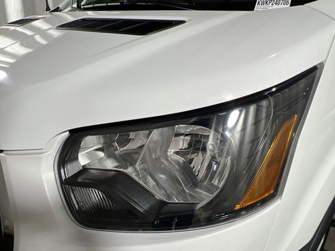 Used 2024 Ford Transit 250 Low Roof w/ Exterior Upgrade Package image 13