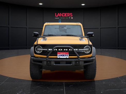 Used 2021 Ford Bronco First Edition AWD/4WD image 6