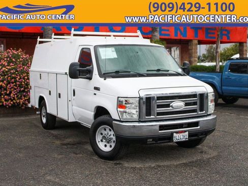 Used 2014 Ford E-350 and Econoline 350 Super Duty w/ Power Windows & Locks Group RWD image 1