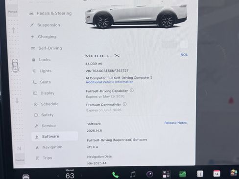 Used 2022 Tesla Model X AWD/4WD image 5