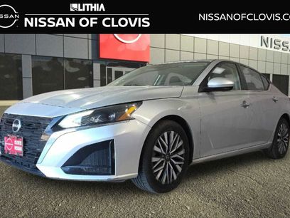 Used 2023 Nissan Altima 2.5 SV