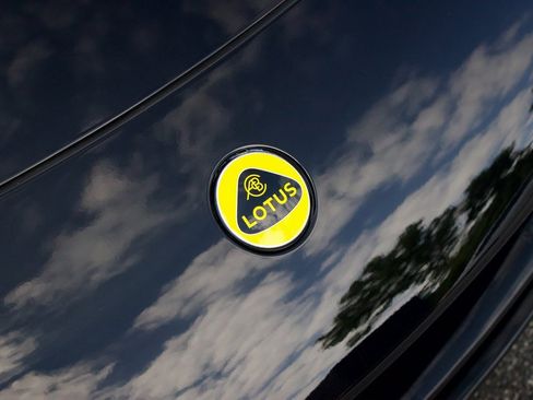 Used 2025 Lotus Emira image 24