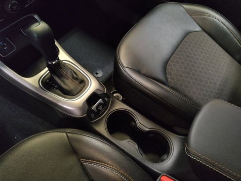 Used 2021 Jeep Compass Latitude w/ Sun and Sound Group image 26