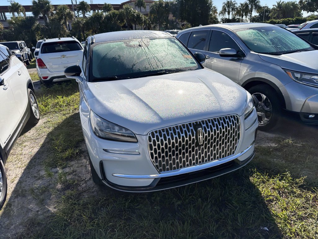 Used 2025 Lincoln Corsair FWD image 7