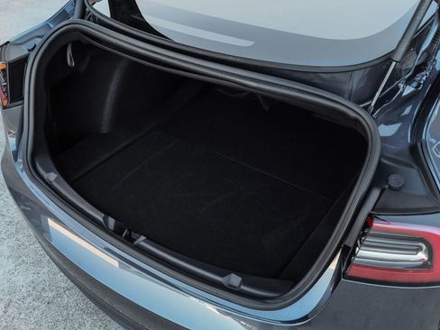 Used 2023 Tesla Model 3 Performance image 59