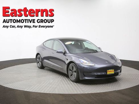 Used 2021 Tesla Model 3 Standard Range Plus image 49