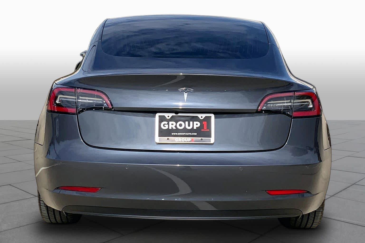 Used 2019 Tesla Model 3 Standard Range Plus RWD image 4