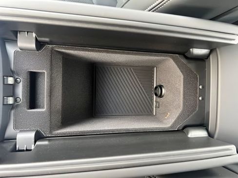 Used 2024 BMW i5 M60 w/ Premium Package image 24