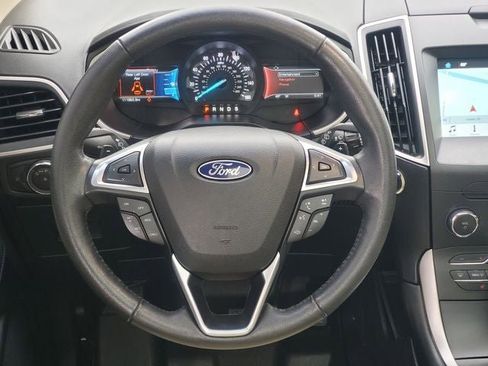 Used 2016 Ford Edge SEL w/ Equipment Group 201A AWD/4WD image 23